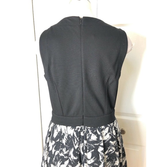 B And K Buchanan Kang Printed Fit Flare Dress 6 - Picture 8 of 12